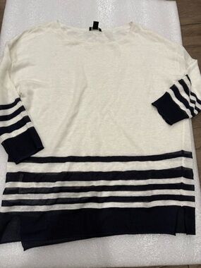 Ann Taylor White and Navy Striped Crewneck Linen blend Sweater